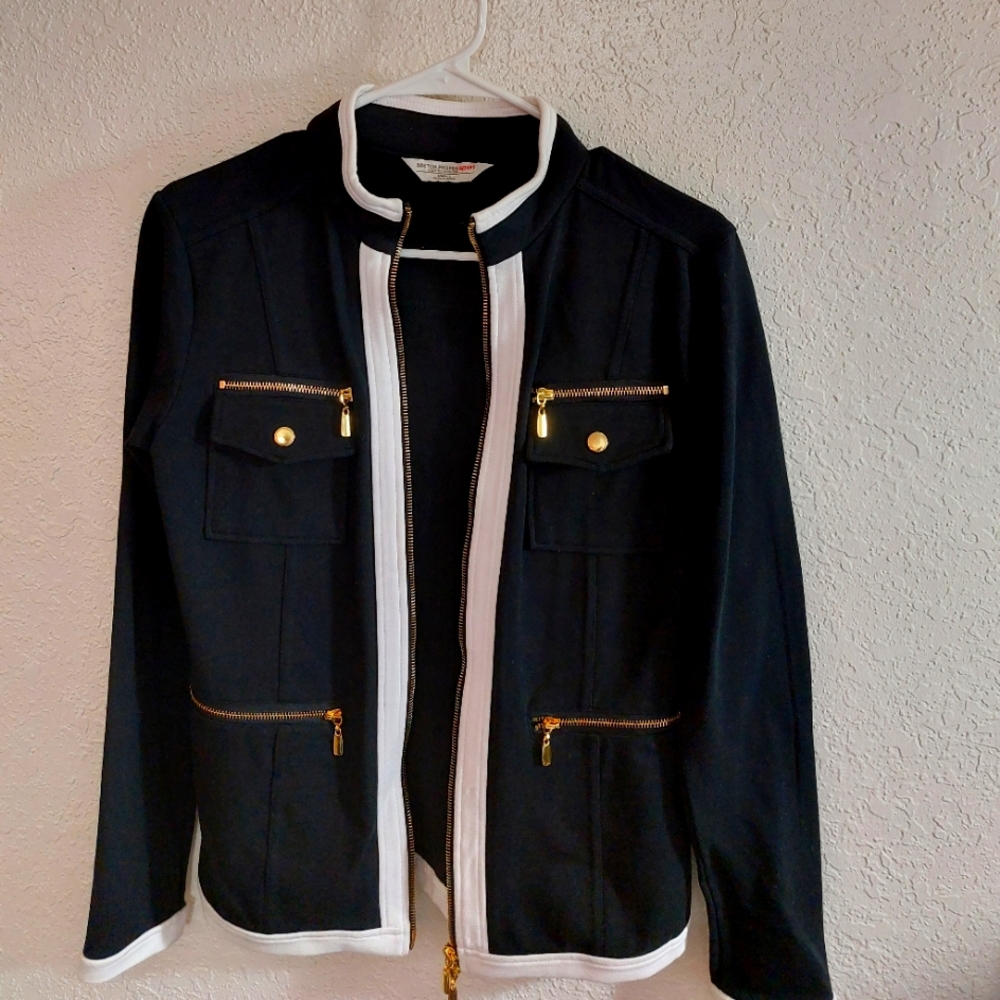 Boston Proper Sport Black/White Zip Jacket with Gold Accent 4 Pockets